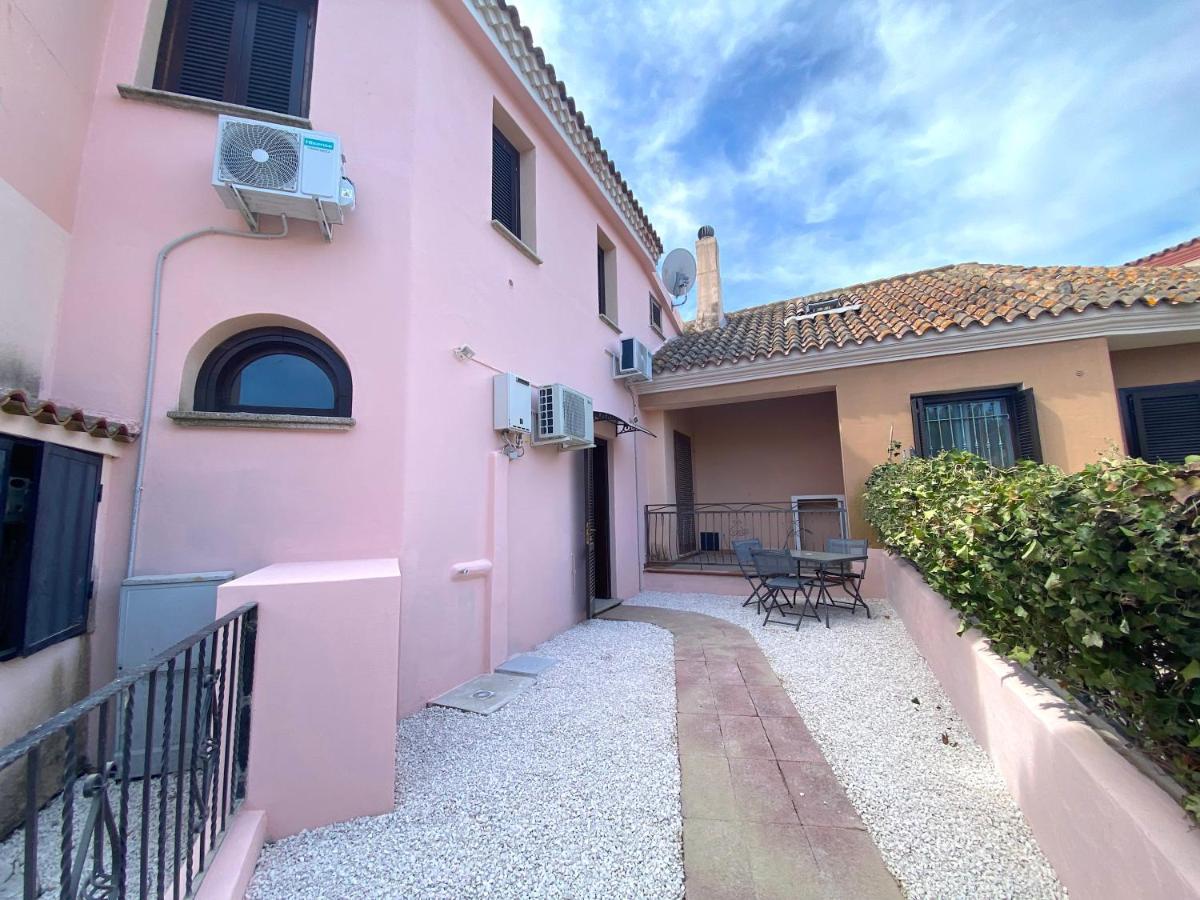 La Coccinella Al Mare Bed and Breakfast San Teodoro  Eksteriør billede