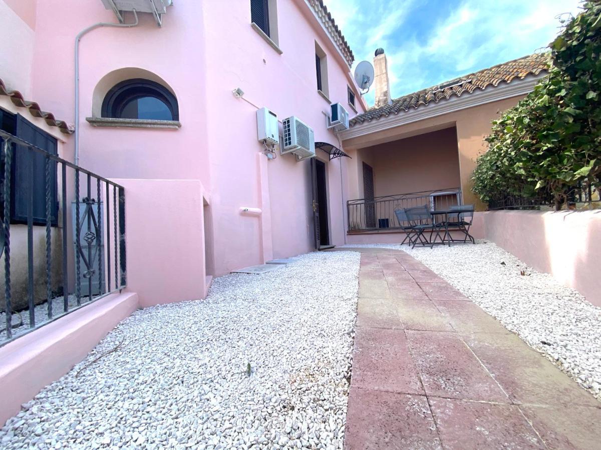 La Coccinella Al Mare Bed and Breakfast San Teodoro  Eksteriør billede